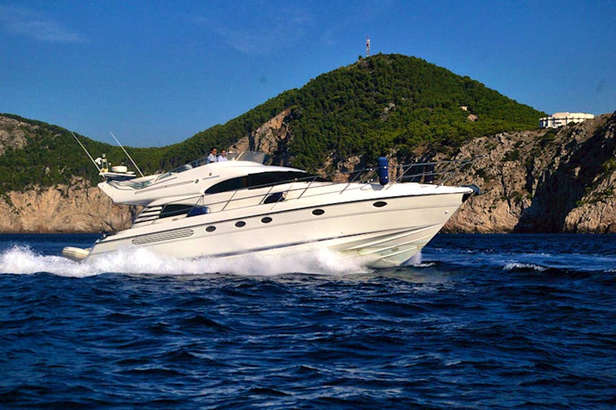 fairline-squadron-luxury-yacht-dubrovnik-005.JPG